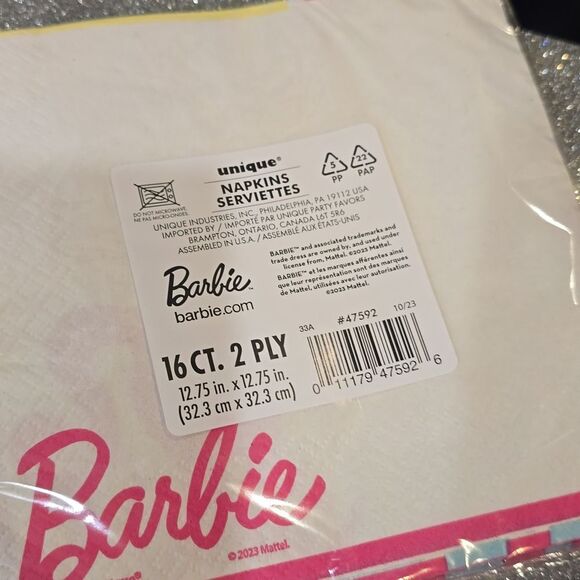 Barbie Disposable Tableware Set - Pink and Yellow - Picture 5 of 11